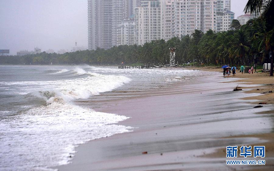 海南遭遇最新台风影响